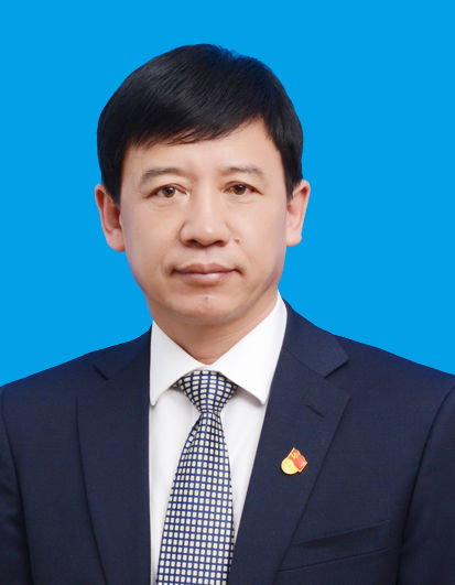 冠玉口腔主任：白云啟